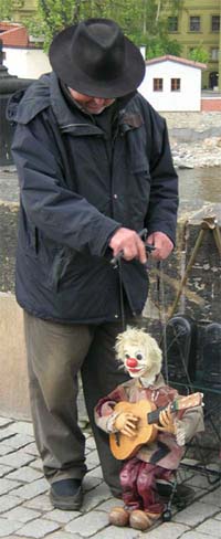Puppeteer on the Charles Bridge
