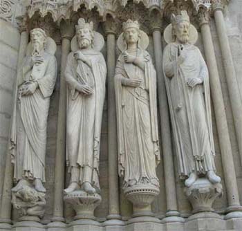 Statues adorning Notre Dame